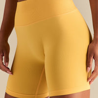 Define 2.0 Seamless Low Back Shorts | Mango
