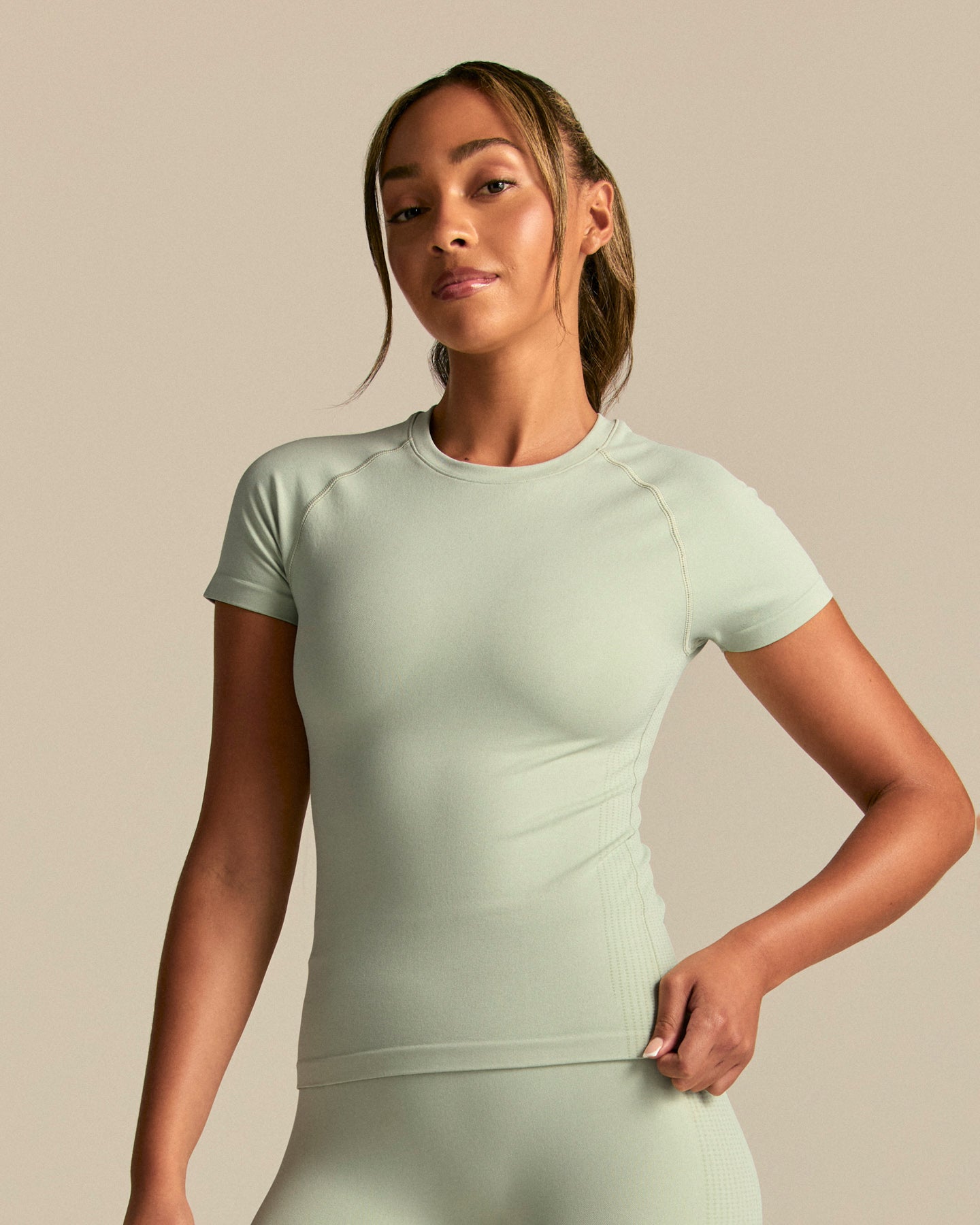 Power Short Sleeve Top | Calming Green (1/6)