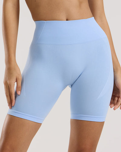 Define 2.0 Seamless Scrunch 6" Shorts | Airy Blue