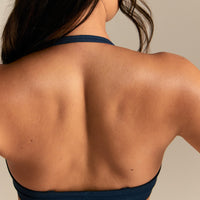 Define 2.0 Seamless Scrunch V-Neck Bra | True Navy