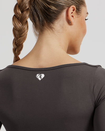 Define 2.0 Seamless Long Sleeve Built-In Bra Top | Graphite