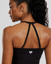 Essential Built-In Bra Crop Tank Top | Black