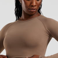 Essential Long Sleeve Crop Top | Caribou