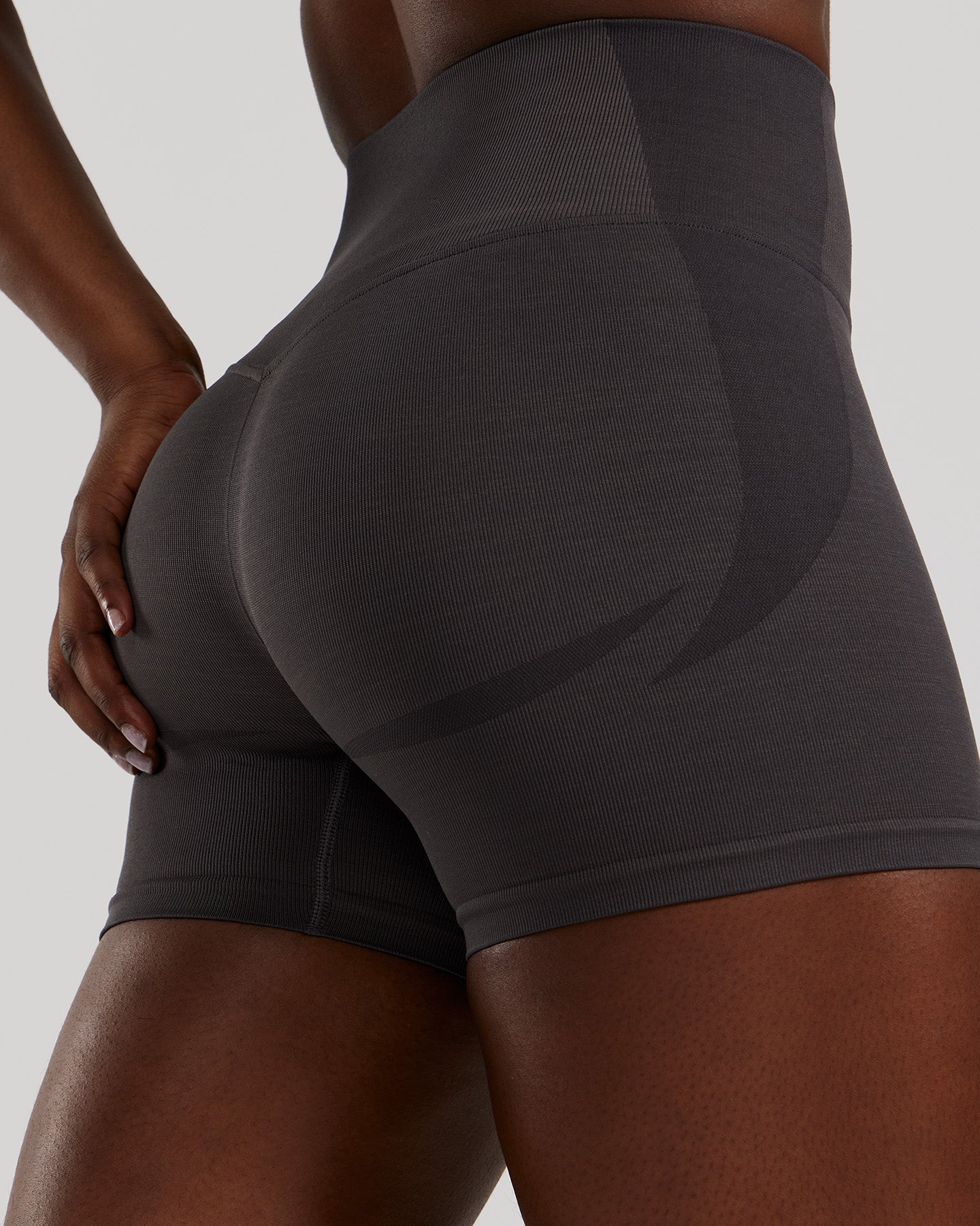 Short taille haute Dri-FIT Jordan Sport Essentials 13 cm pour femme