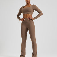 Essential Long Sleeve Built-In Bra Top | Caribou