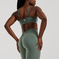 Define 2.0 Seamless Scrunch 6" Shorts | Sage