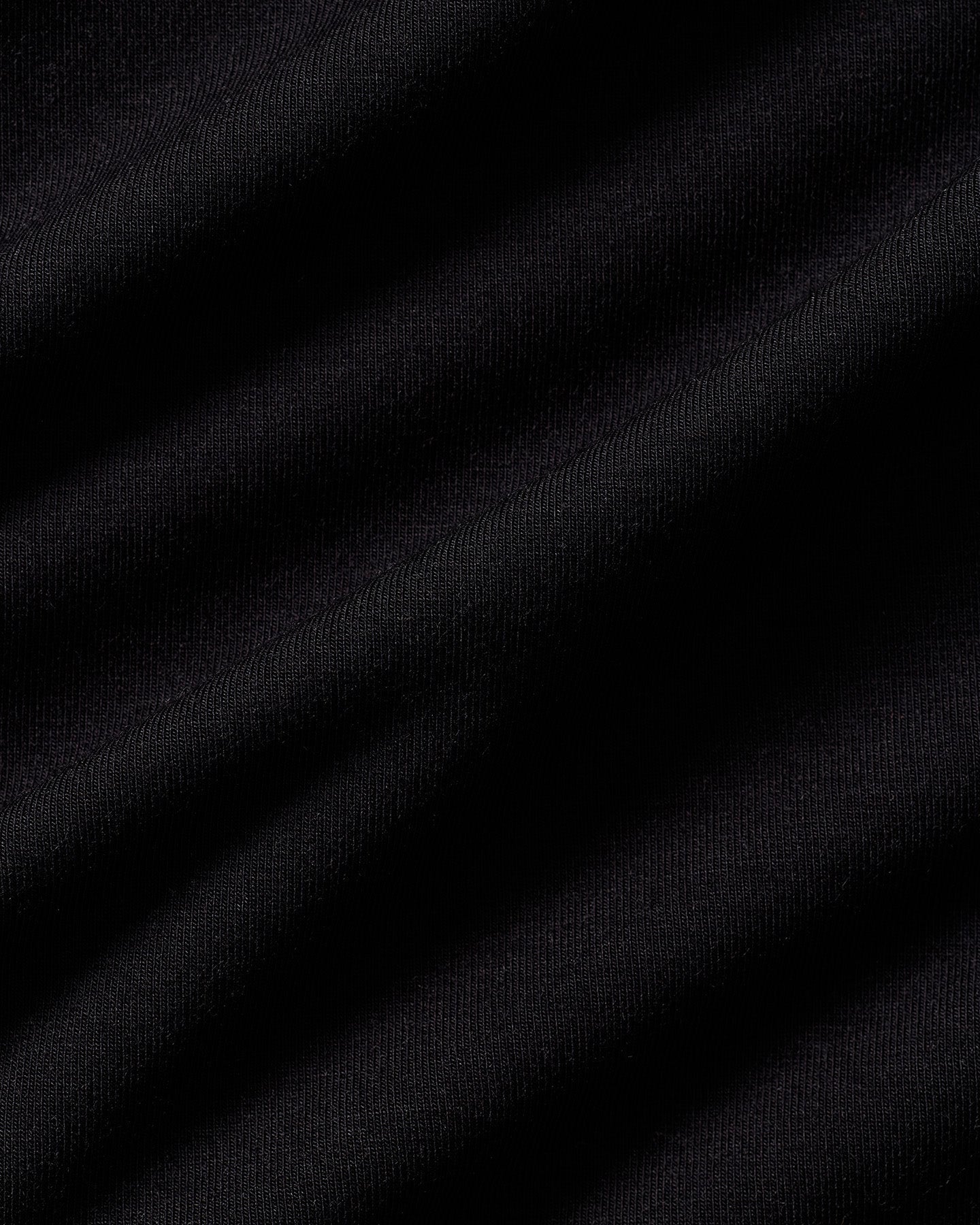 Smooth Contour Midi Short Sleeve T-Shirt | Black