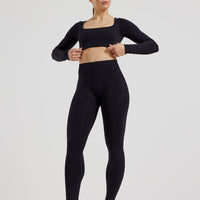 Define 2.0 Seamless Long Sleeve Built-In Bra Top | Black