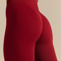 Define 2.0 Seamless Scrunch Leggings | True Red