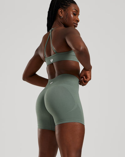 Define 2.0 Seamless Scrunch 4" Shorts | Sage