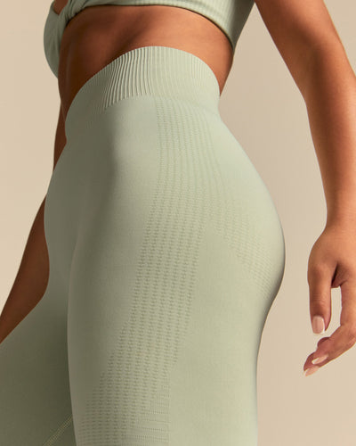 Power Enhanced High Waist Leggings | Calming Green (6/6)
