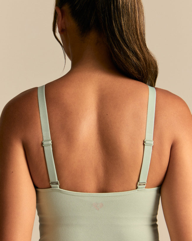 Power Built-In Bra Tank | Calming Green (6/6)
