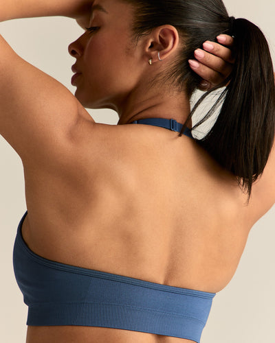 Motion Seamless Halter Bra | Blueberry