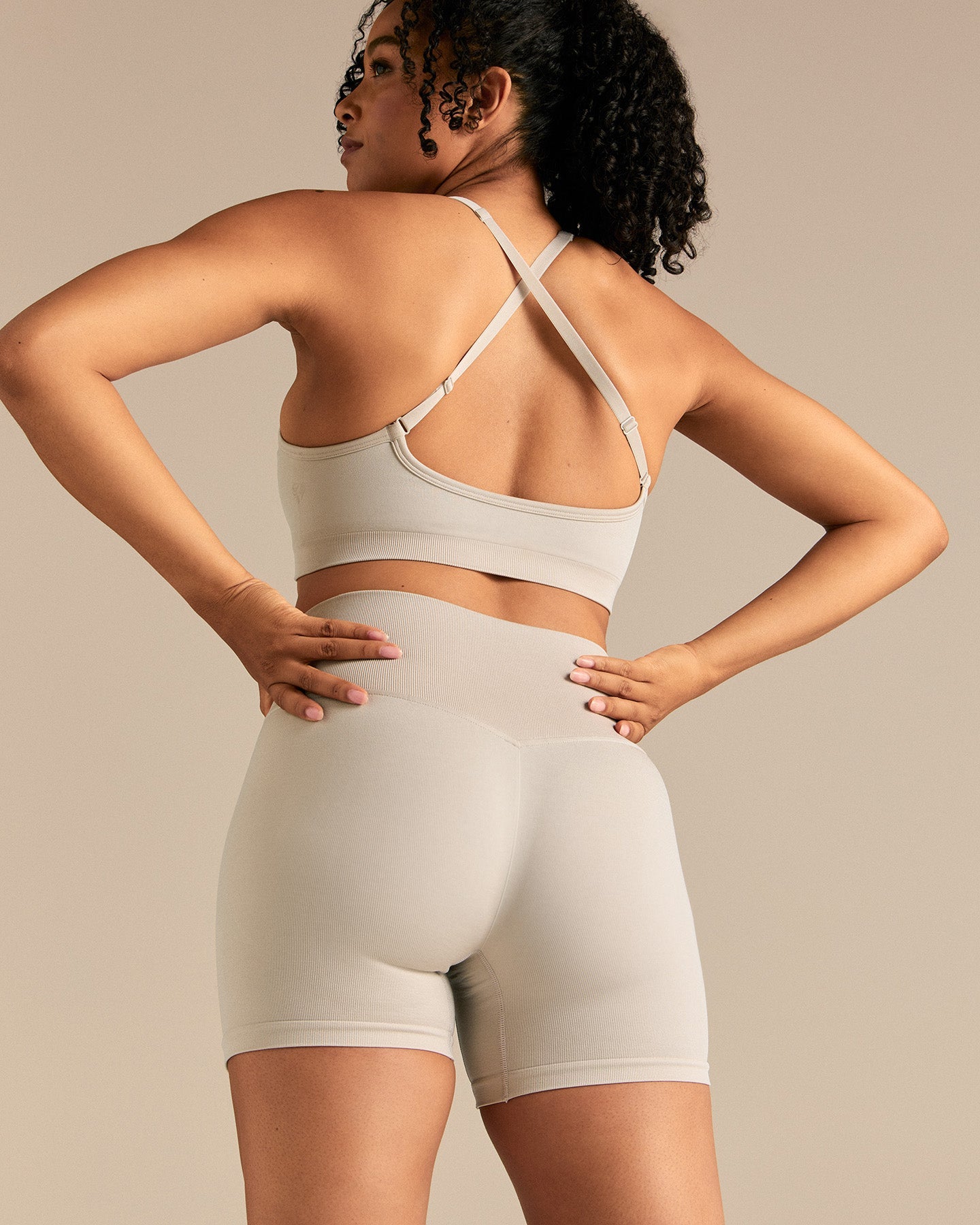 Motion Seamless Racer Front Bra | Stone