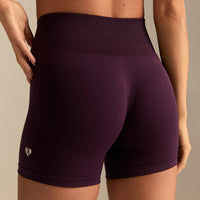 Define 2.0 High Waist Scrunch Shorts 4" | Blackberry (3/6)