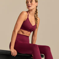 Define 2.0 Scrunch Bra | Deep Berry (6/6)