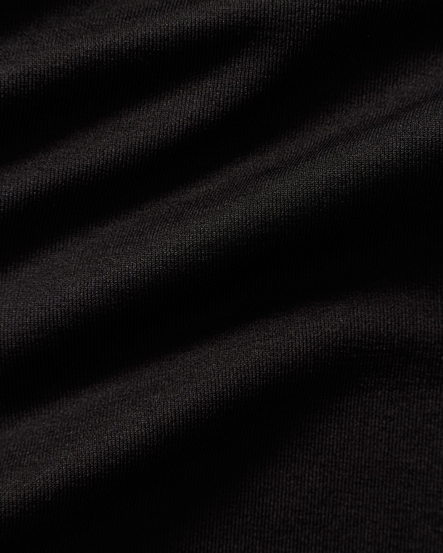 Motion Seamless Halter Bra | Black