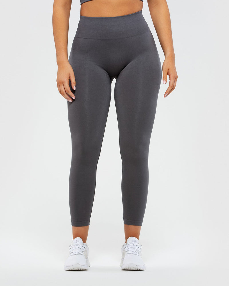 Define Scrunch Seamless 7/8 Leggings Graphite Women's Best US