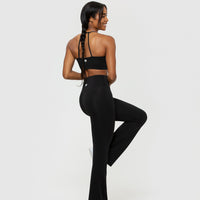 Essential Flared Leggings | Black