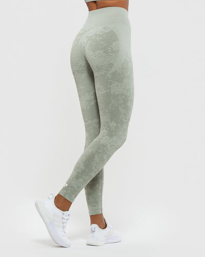 Nike Pro Women's Mid-Rise 7/8 Training Leggings. Nike.com