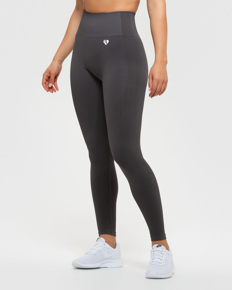Seamless Womens Fitness Set: Long Sleeve Top And High Waist Seamless Gym  Leggings For Gym And Workout XS L Sizes Available From Xiaobaica, $16.8